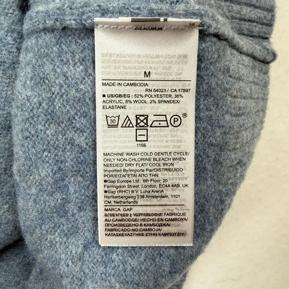 GAP blue fair